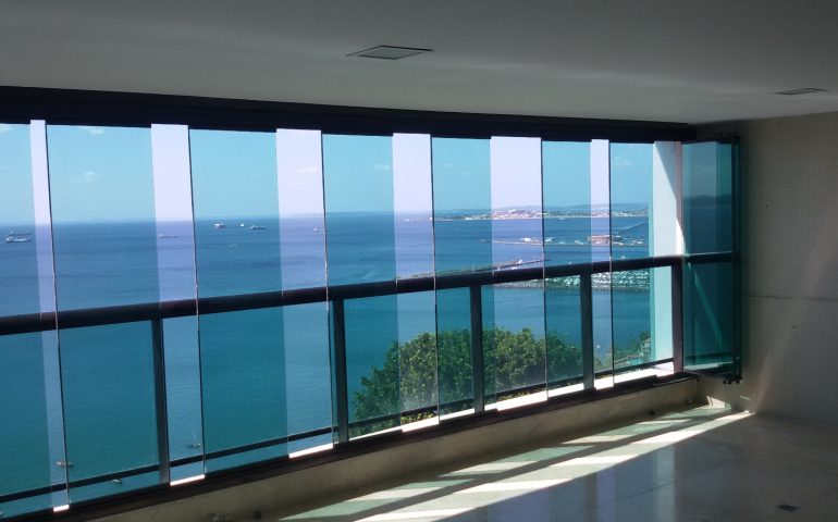 Edf. Morada dos Cardeais - Aluminio Bronze, Vidro verde