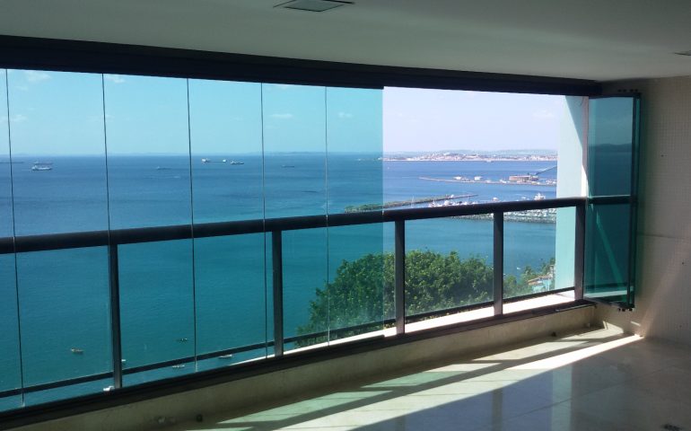 Edf. Morada dos Cardeais - Aluminio Bronze, Vidro verde