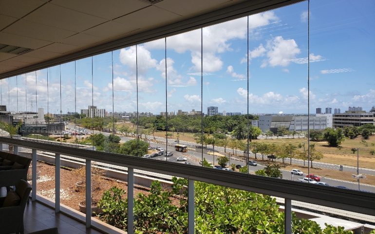 Tribunal de Justiça - Vidro Refletivo prata